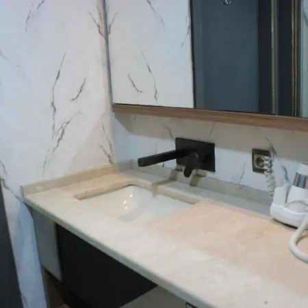 Ottoman By Linton 2*