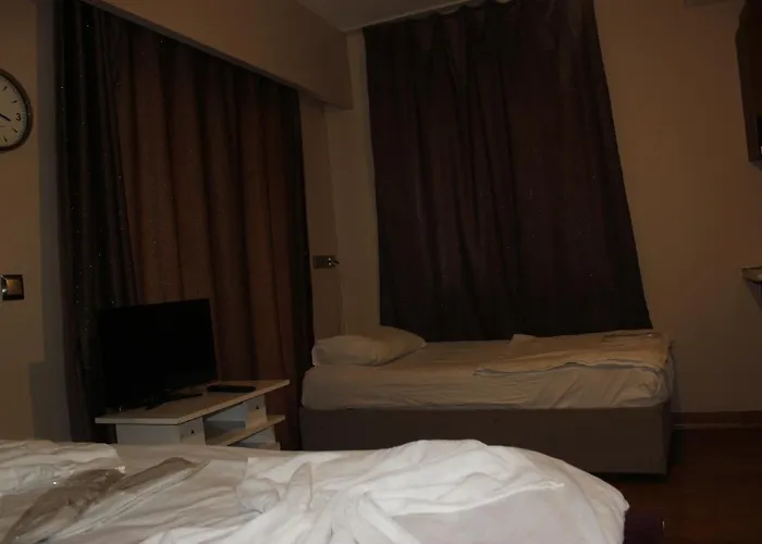 Ottoman By Linton 2*