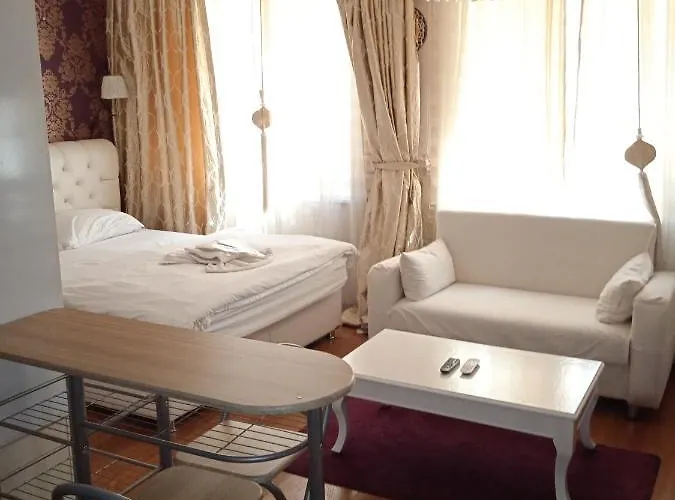 Ottoman By Linton 2*